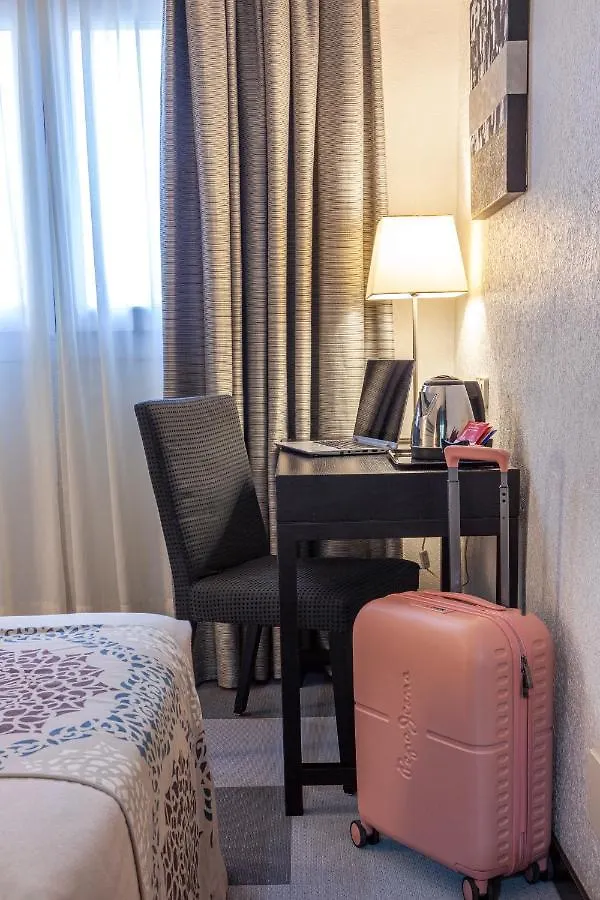 **  Hotel Macia Plaza Granada Spanien