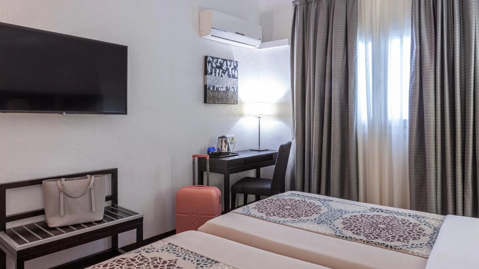 Hotel Macia Plaza Granada